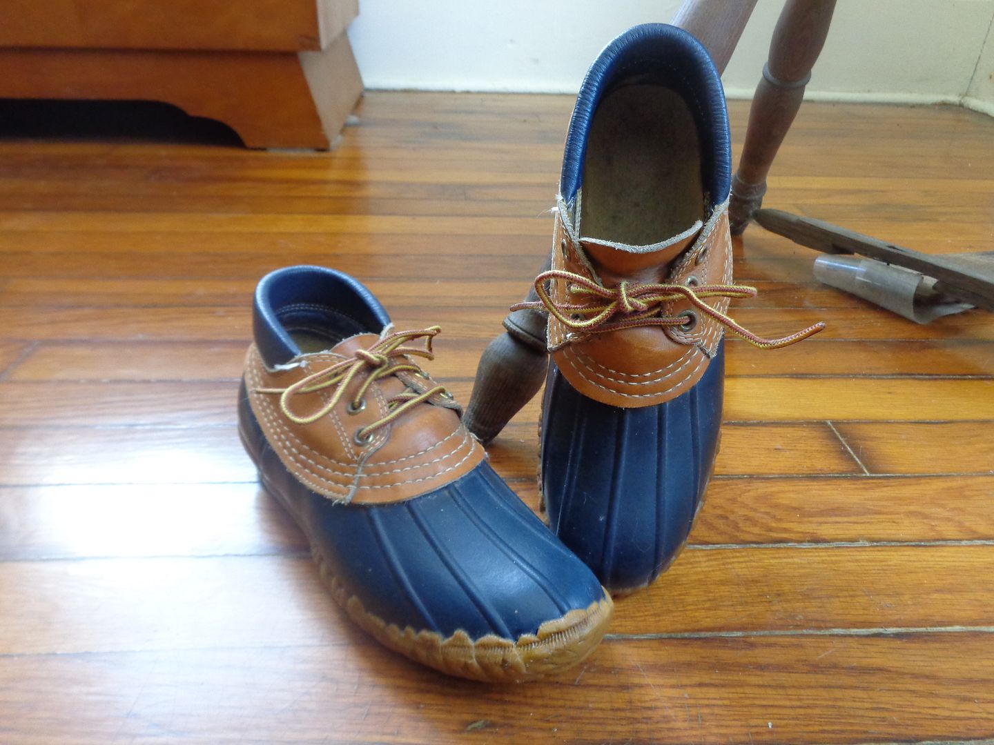 Bean Boots and Maine Hunting Shoessizes 8 and 7 LADIES! The Fedora